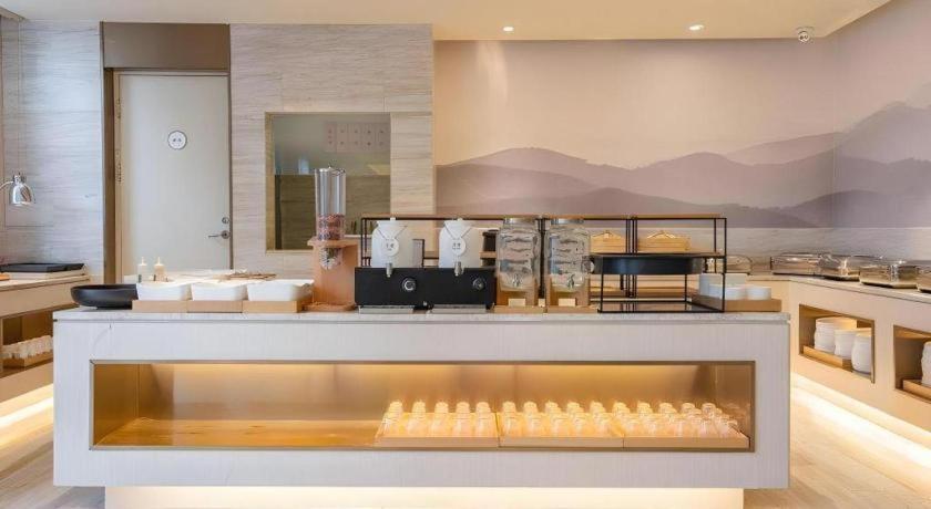 Ji Hotel Beiing Capital Airport Shunyi Екстериор снимка