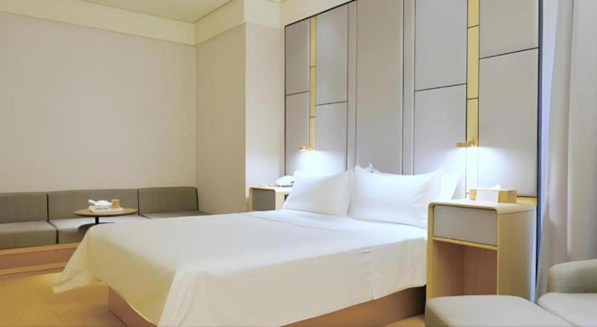 Ji Hotel Beiing Capital Airport Shunyi Екстериор снимка